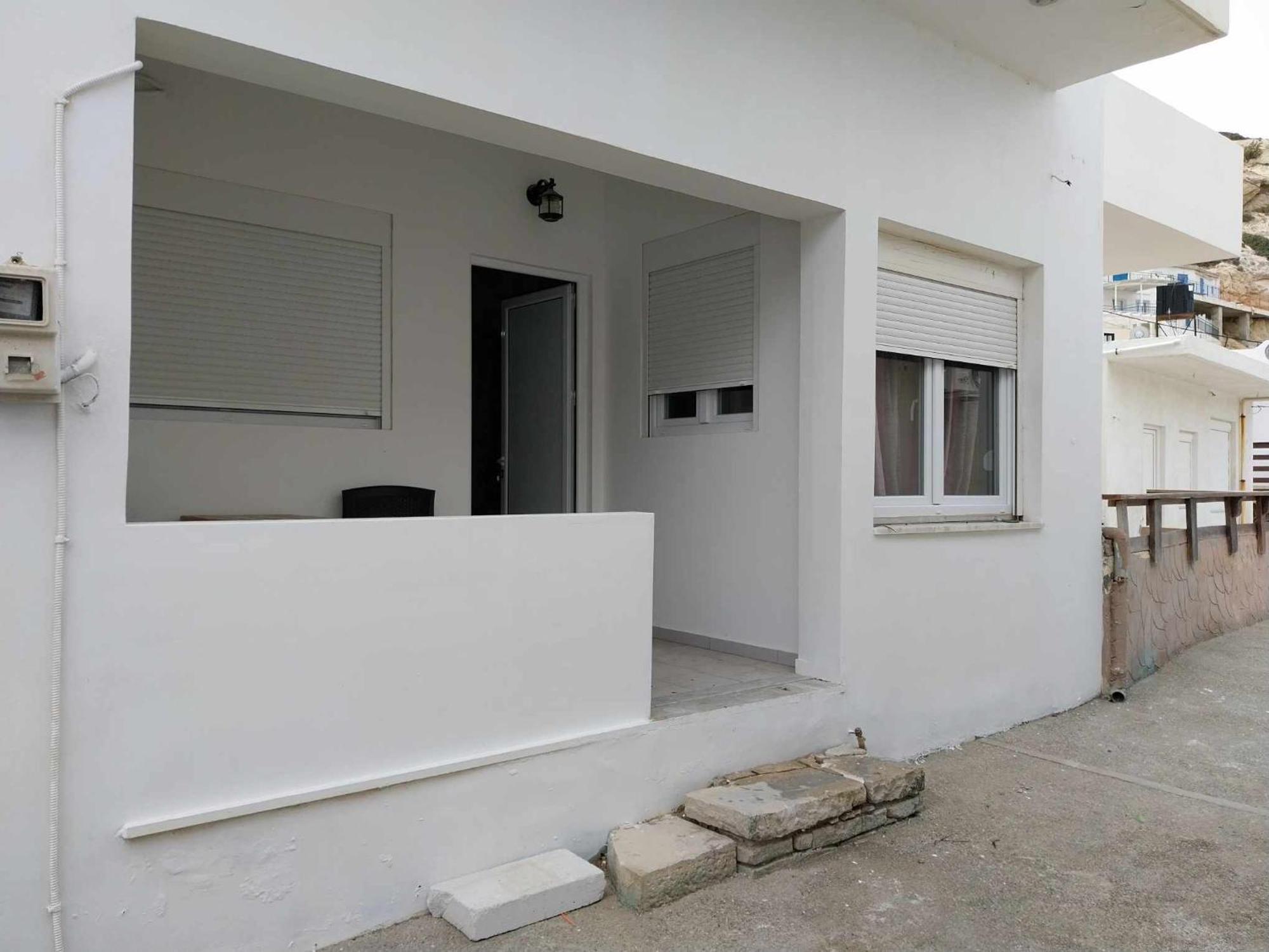 Studio George - Near The Beach Matala  Bagian luar foto